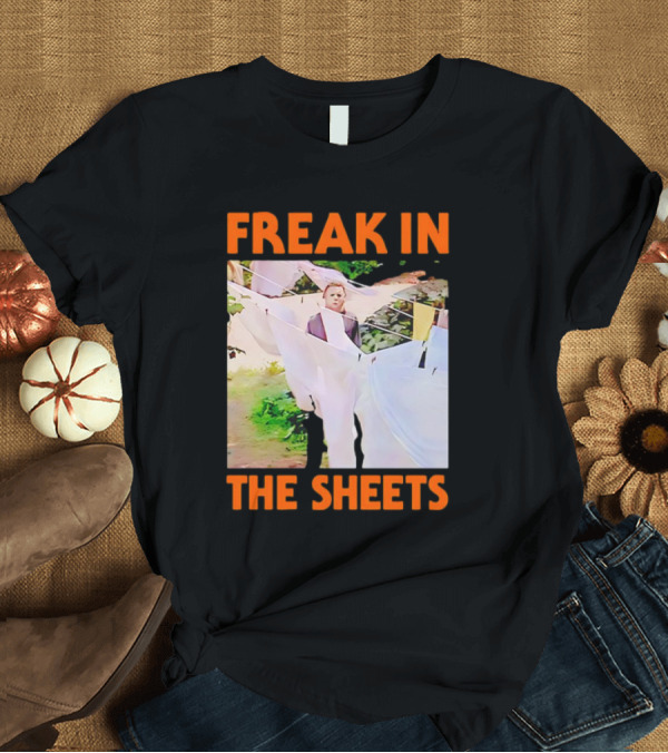 T-Shirt: Freak in the Sheets Michael Myers Halloween Pumpkin T-Shirt Freak in the Sheets Michael Myers Halloween Pumpkin T-Shirt