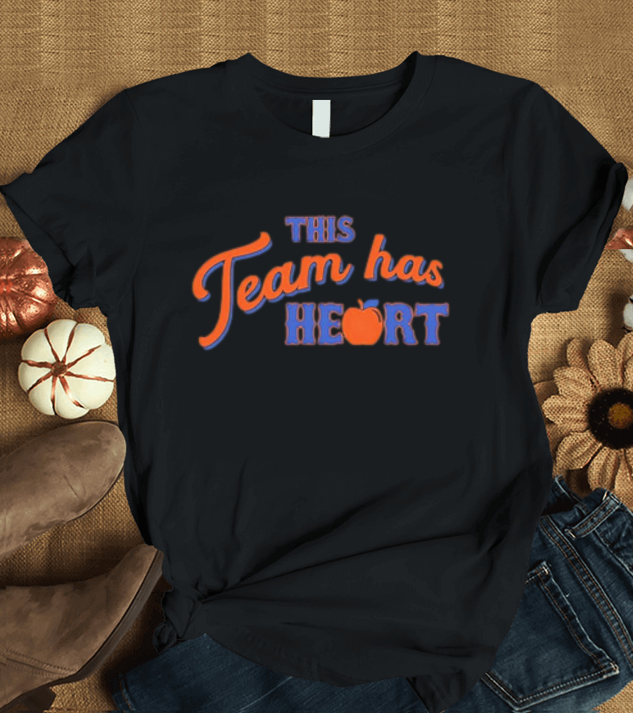 This Team Has Heart New York Mets Apple T-Shirt