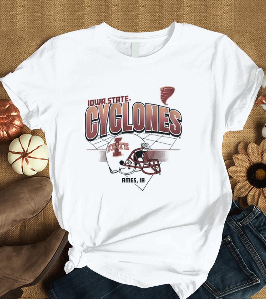 Iowa State Cyclones Ames Helmet Grid Tornado Vintage T-Shirt