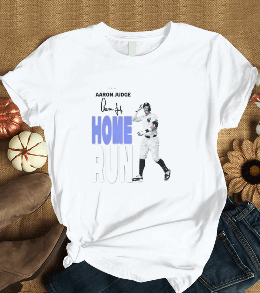 Aaron Judge Home Run New York Yankees Signature T-Shirt