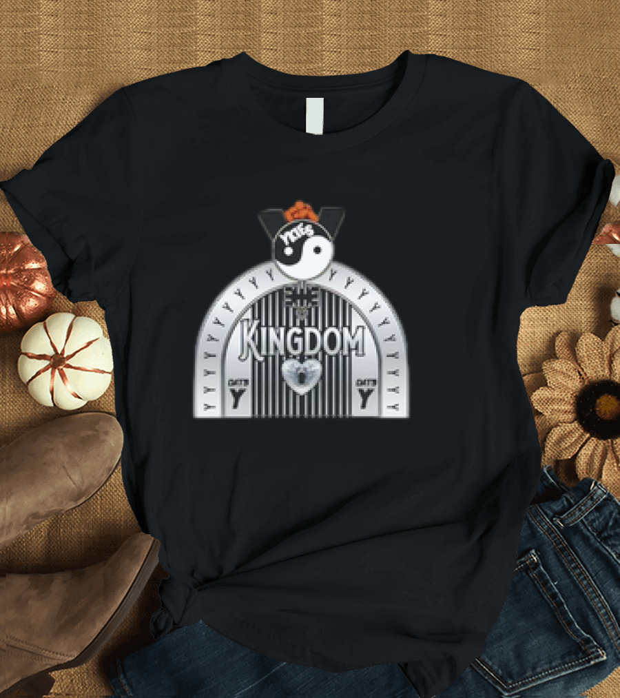 The Keys Yin Yang Crown Kingdom Dats Y I Got the Keys Black T-Shirt