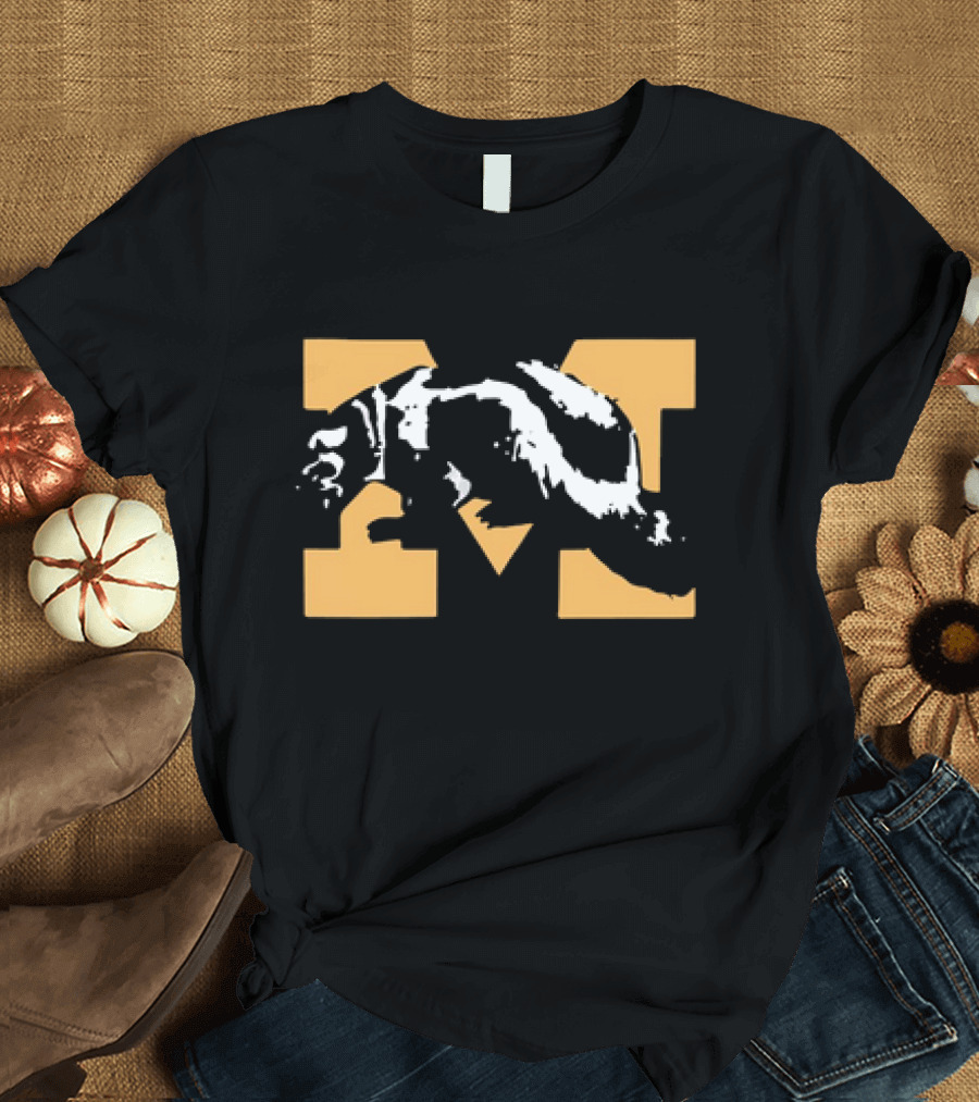 Michigan Wolverines Vintage Mascot M T-Shirt
