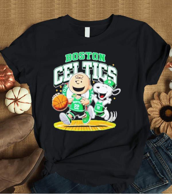T-Shirt: Boston Celtics Charlie Brown Snoopy Basketball Fan Fun T-Shirt Boston Celtics Charlie Brown Snoopy Basketball Fan Fun T-Shirt