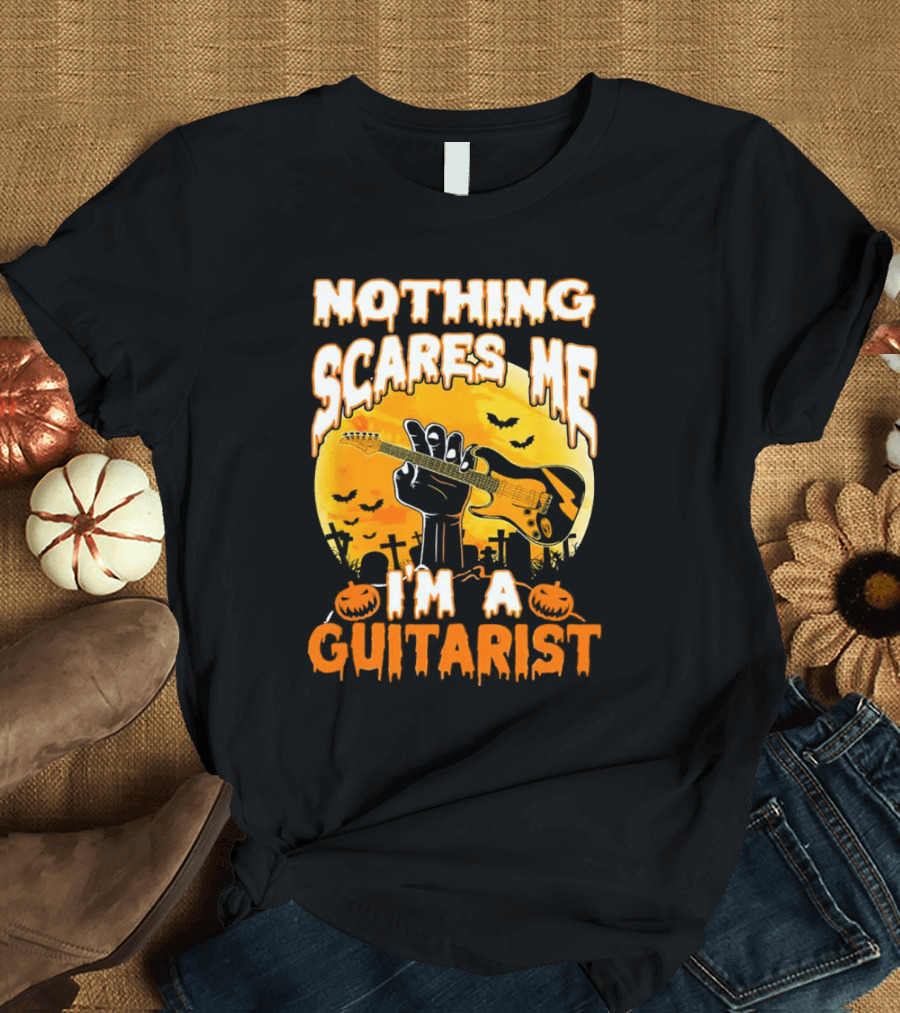 Nothing Scares Me I'm a Guitarist Music Vintage Halloween Graveyard Scene Guitar Hand Pumpkins Bats T-Shirt
