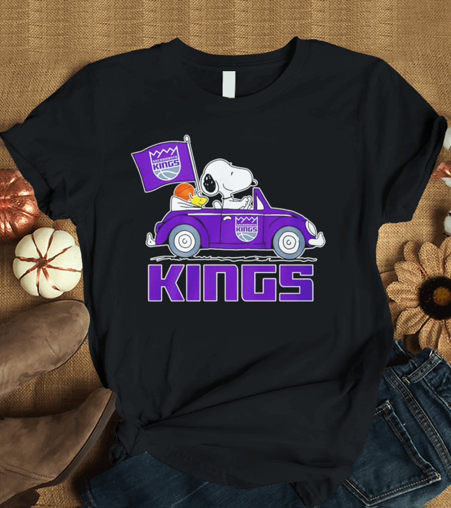 Sacramento Kings Snoopy Dog Driving Car with Flag and Basketball T-Shirt