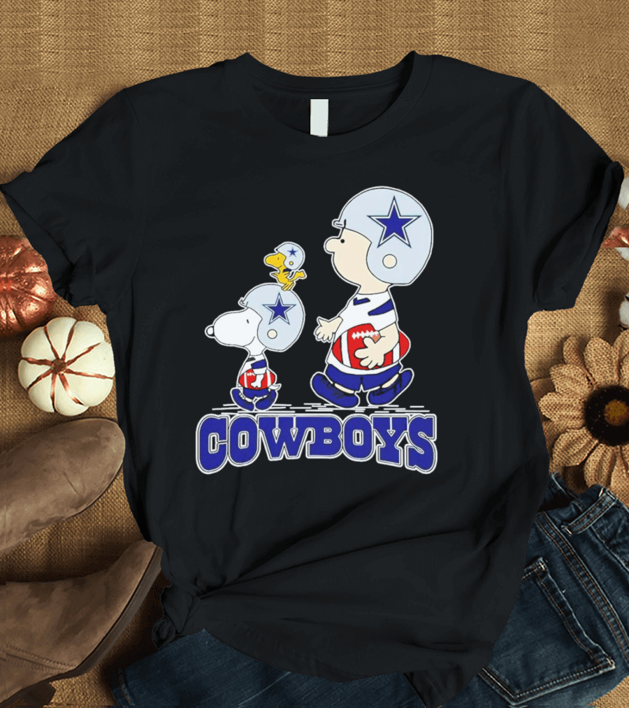 Dallas Cowboys Snoopy Charlie Brown Woodstock Football Helmets T-Shirt