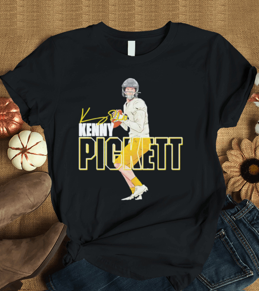 Kenny Pickett Pittsburgh Football Quarterback Pose T-Shirt