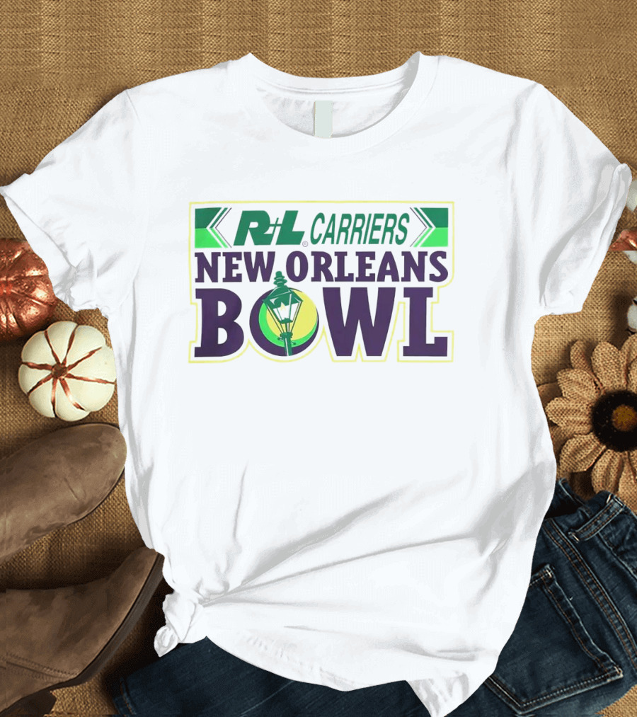 R+L Carriers New Orleans Bowl Purple Green Lantern T-Shirt