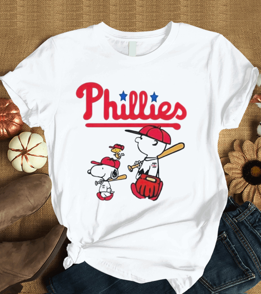 Phillies Snoopy Woodstock Charlie Brown Peanuts Baseball T-Shirt