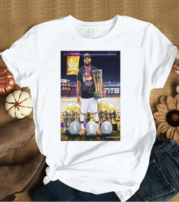 T-Shirt: Lakers 1st NBA Cup Champions LeBron James MVP Clutchpoints T-Shirt Lakers 1st NBA Cup Champions LeBron James MVP Clutchpoints T-Shirt