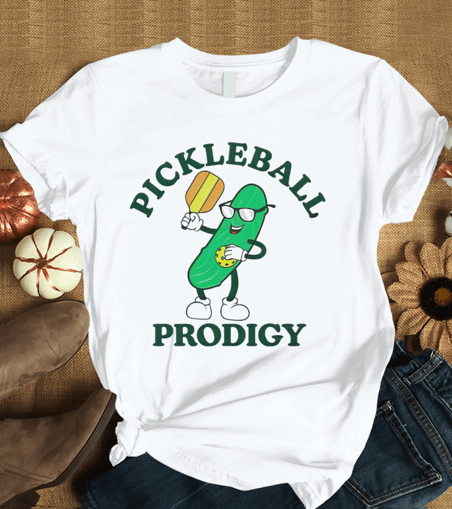 PICKLEBALL PRODIGY FUN PICKLE CHARACTER WITH PADDLE AND SUNGLASSES T-Shirt