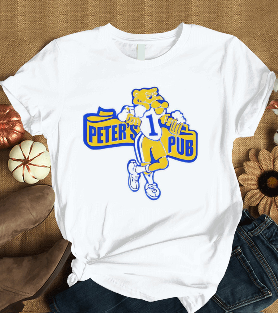 Peter's Pub Pittsburgh Mascot Holding Steins T-Shirt