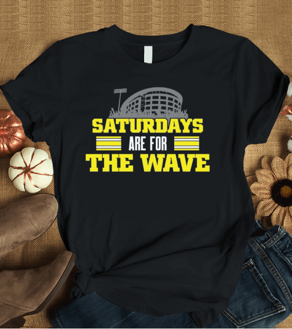 T-Shirt: Saturdays Are for The Wave Iowa Hawkeyes T-Shirt Saturdays Are for The Wave Iowa Hawkeyes T-Shirt