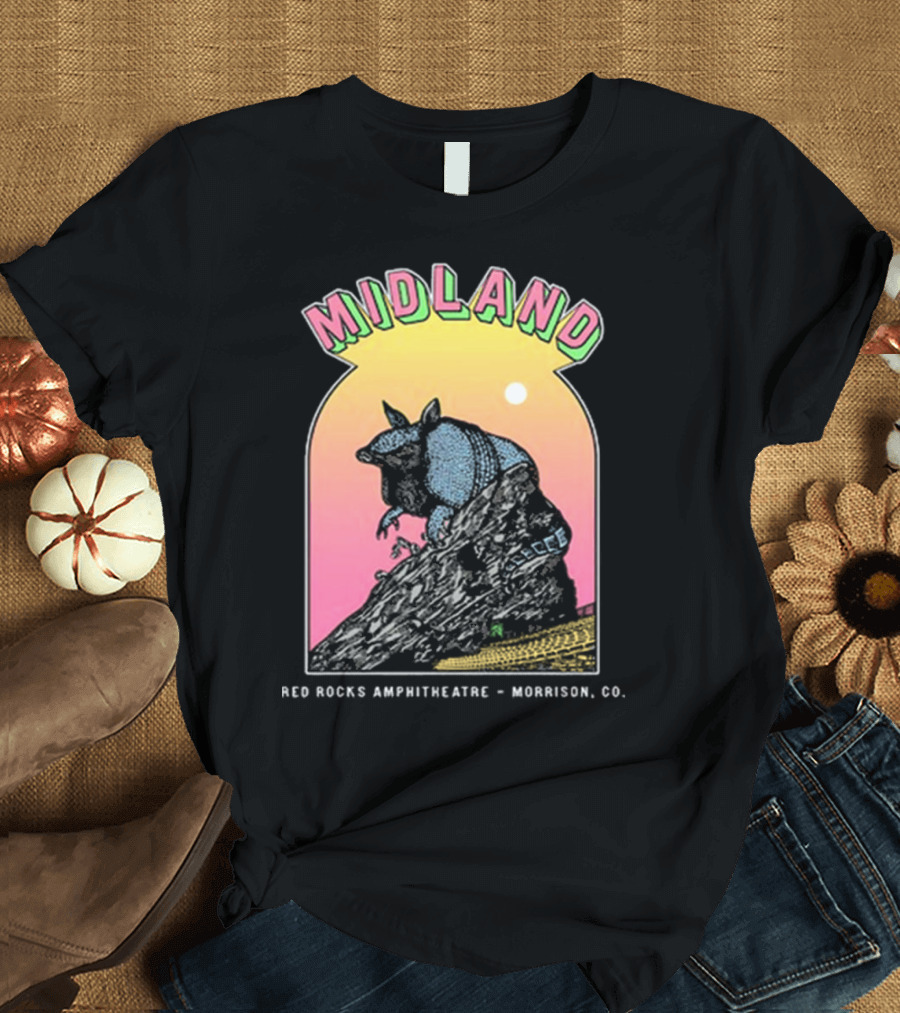 Midland Red Rocks Amphitheatre Armadillo Morrison CO T-Shirt