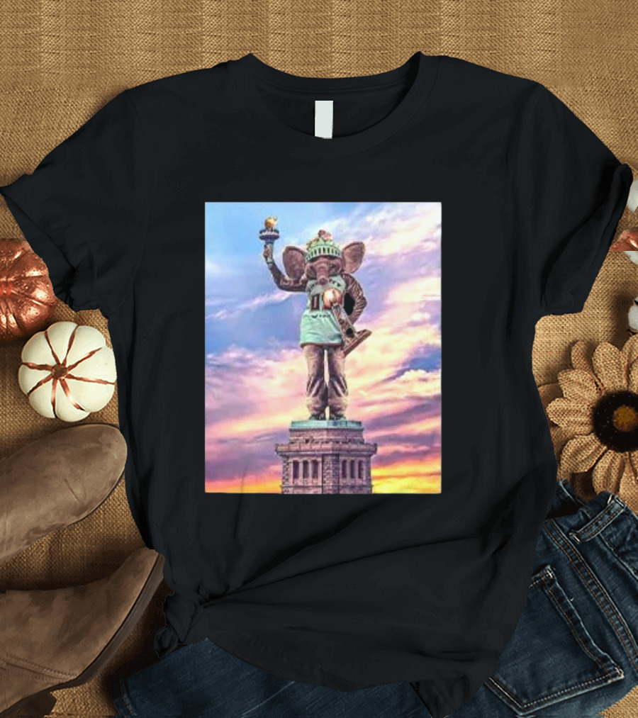 New York Liberty 2024 WNBA Champs Ellie The Elephant Statue of Liberty T-Shirt