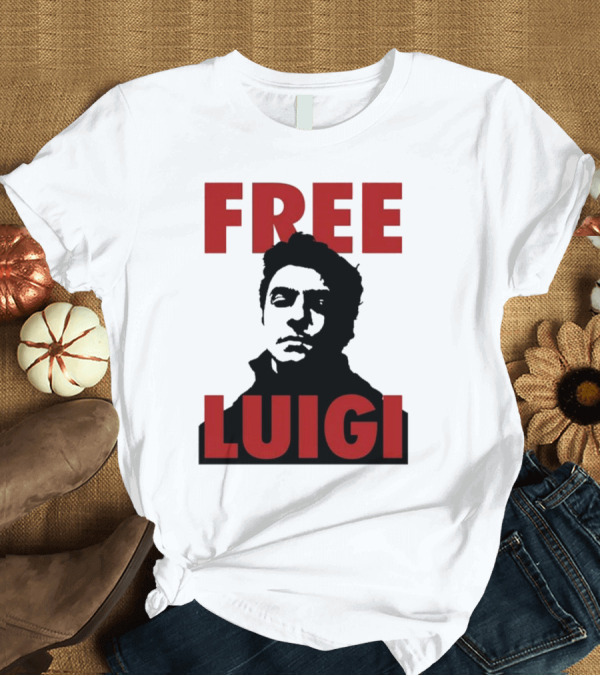 T-Shirt: Free Luigi Mangione Bold Statement Iconic T-Shirt Free Luigi Mangione Bold Statement Iconic T-Shirt