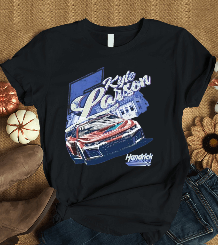 Kyle Larson Hendrick Motorsports Valvoline Racing Car T-Shirt