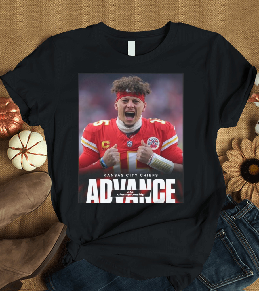 Kansas City Chiefs Advance to AFC Championship with Patrick Mahomes T-Shirt