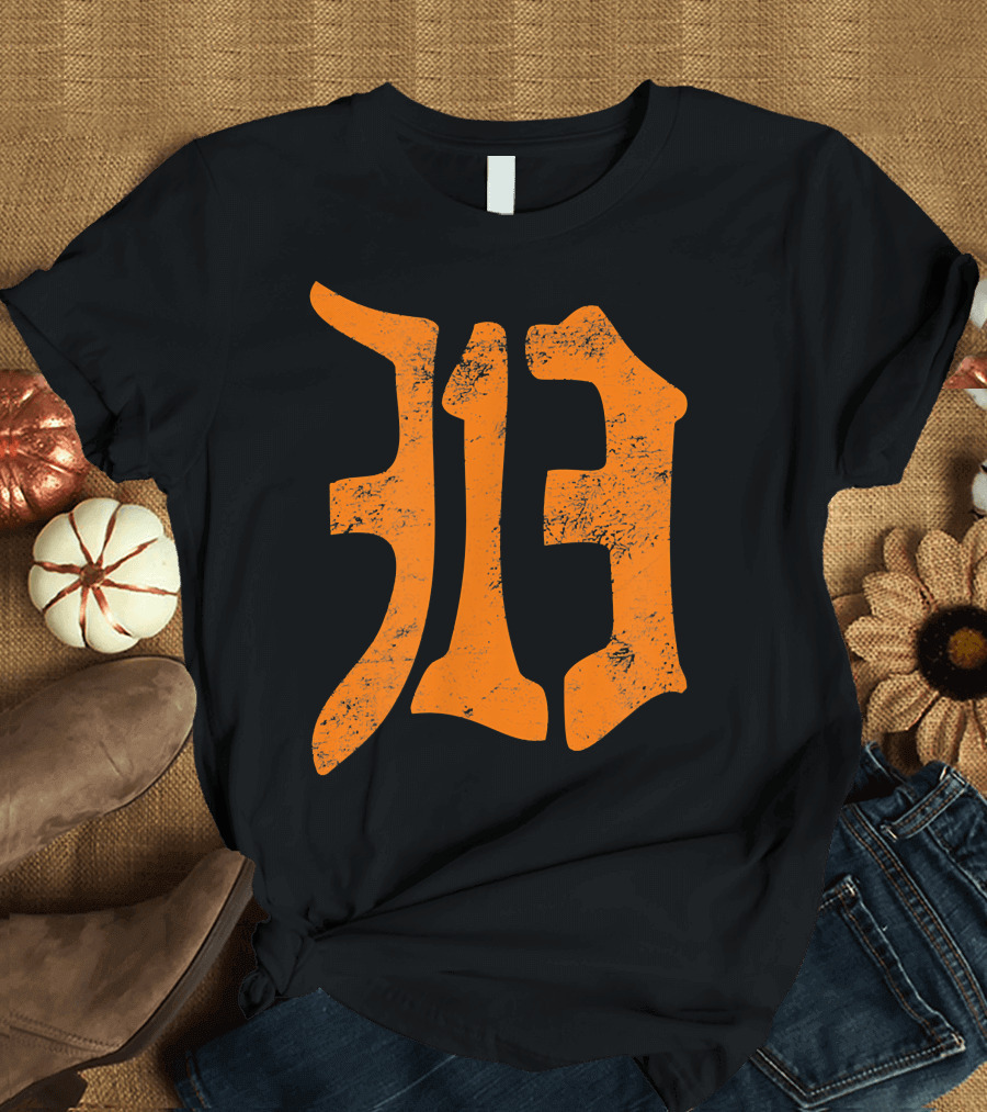 313 Detroit Michigan Vintage Old English D Area Code T-Shirt