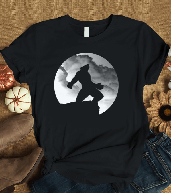 T-Shirt: Wolf On The Edge Silhouette Against Full Moon Wolf Wolves Animal T-Shirt Wolf On The Edge Silhouette Against Full Moon Wolf Wolves Animal T-Shirt