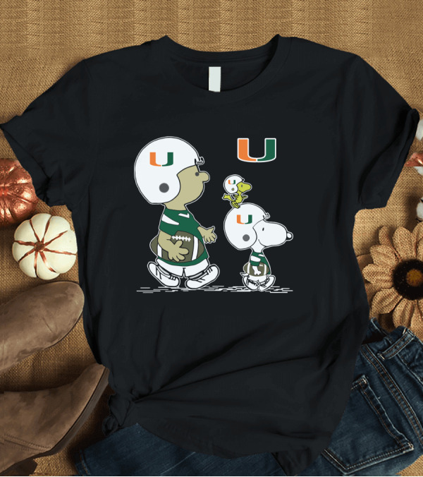 T-Shirt: Miami Hurricanes Peanuts Snoopy Woodstock Helmet Football T-Shirt Miami Hurricanes Peanuts Snoopy Woodstock Helmet Football T-Shirt