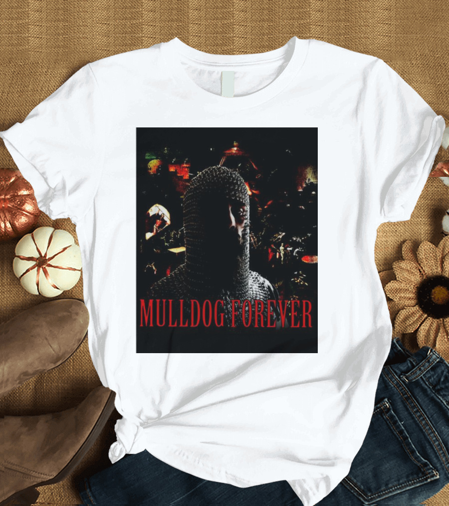 MULLDOG FOREVER Medieval Knight in Chainmail Armor Amidst Battle Scene T-Shirt