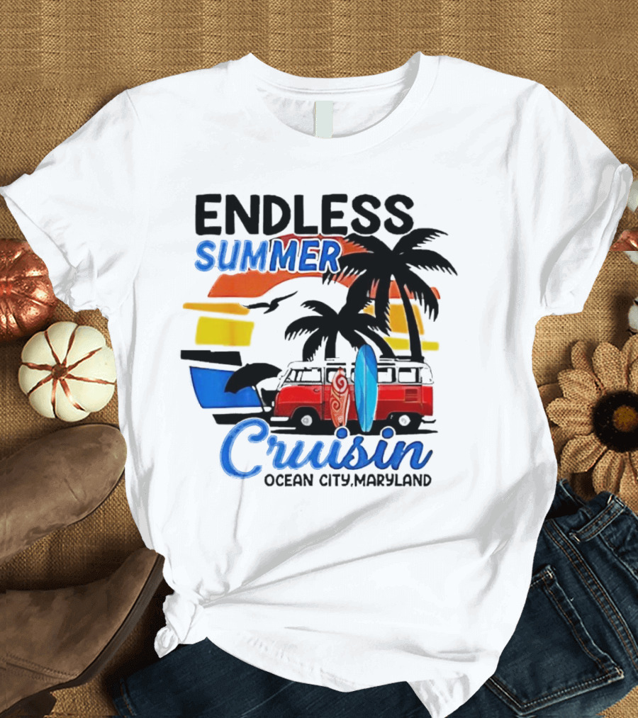 Endless Summer Cruisin Ocean City Maryland Vintage Sunset Surfboard Van Palm Trees T-Shirt