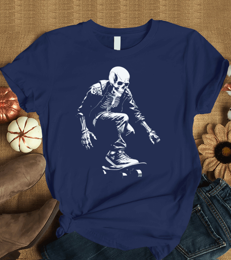 Skeleton Skateboarder Cool Iconic Street Style Skater Pose T-Shirt