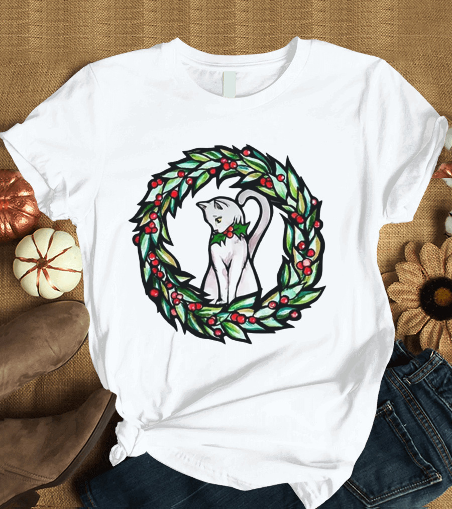 White Cat in Christmas Wreath with Holly and Berries T-Shirt