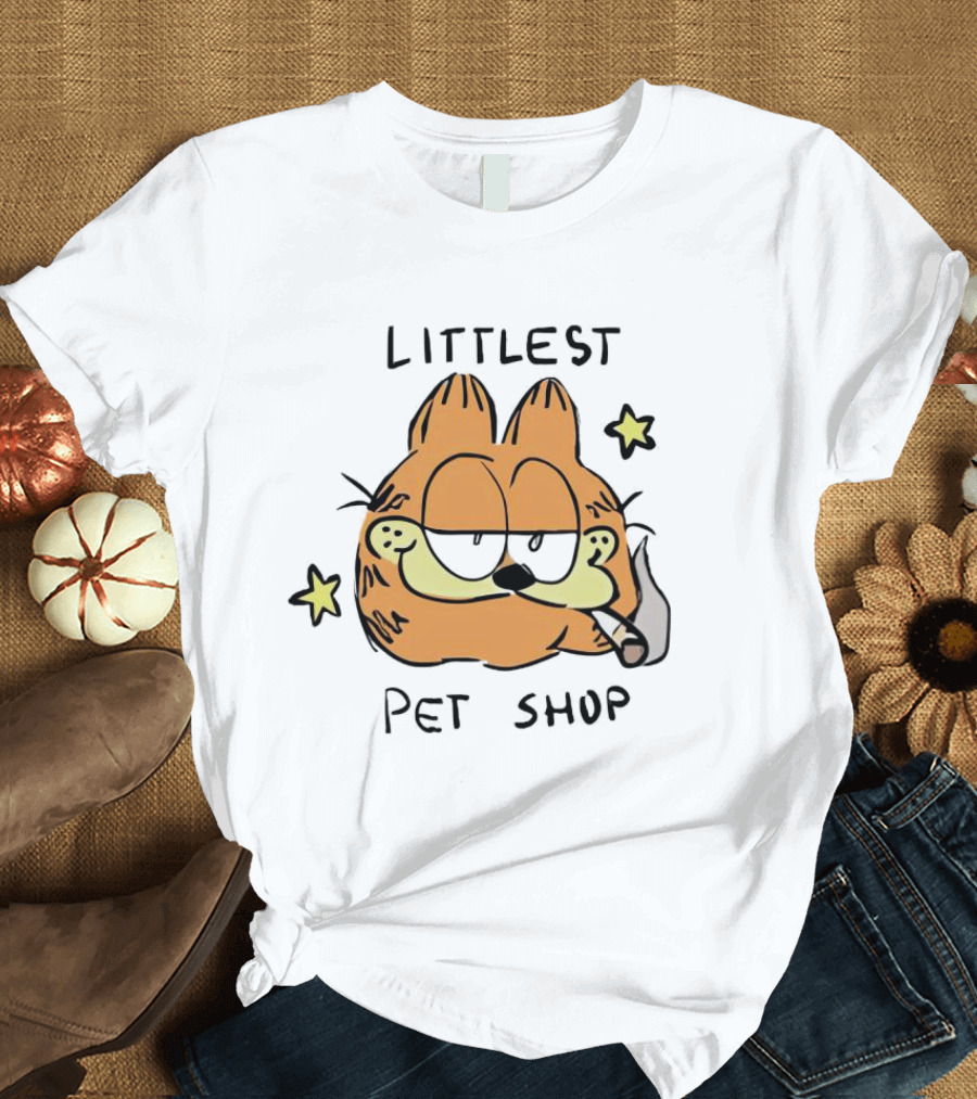 Littlest Pet Shop Garfield with Stars and Cigarette T-Shirt