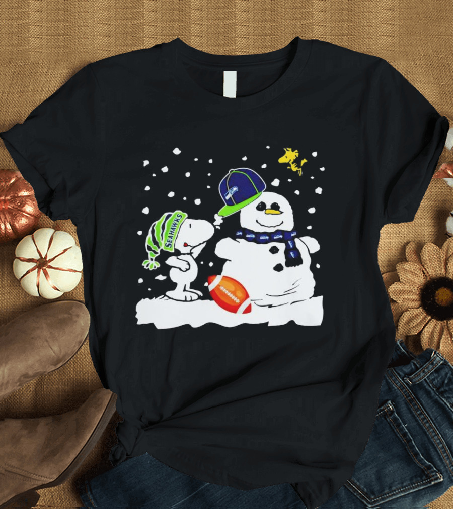 Seattle Seahawks Snoopy Snowman Hat Winter Football Scene T-Shirt
