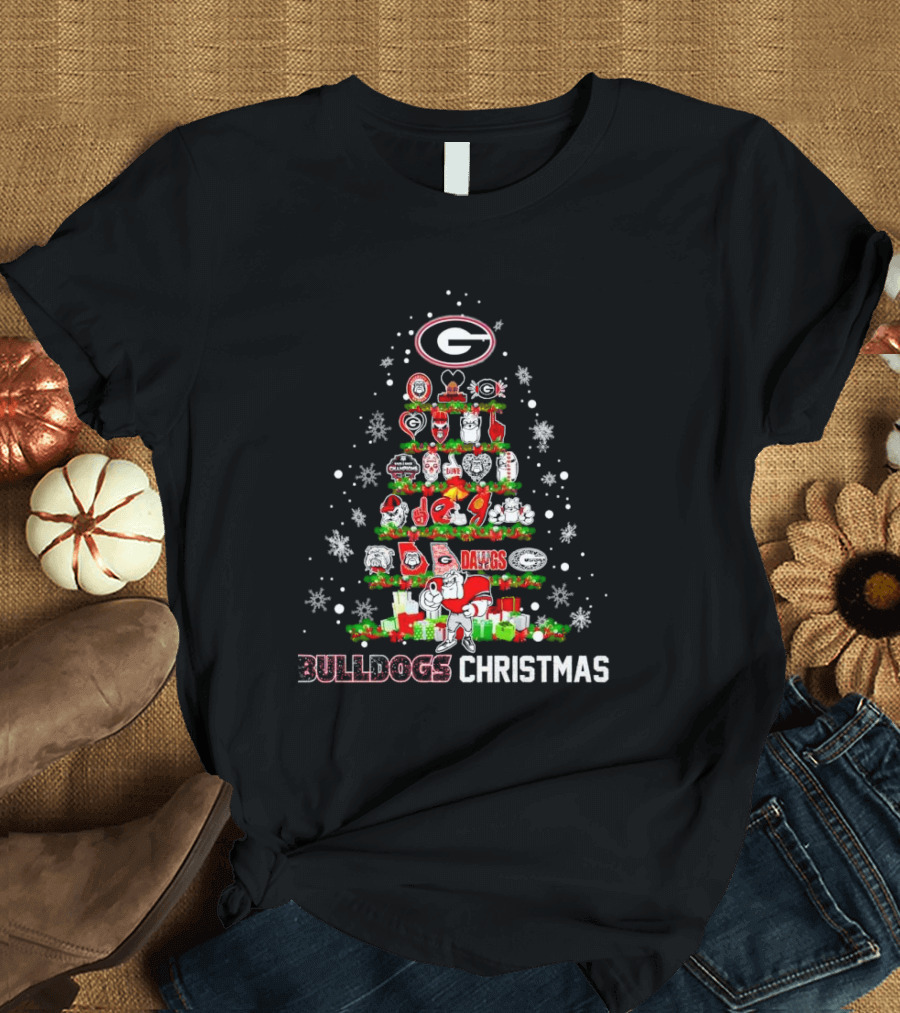 Georgia Bulldogs Dawgs Christmas Tree T-Shirt