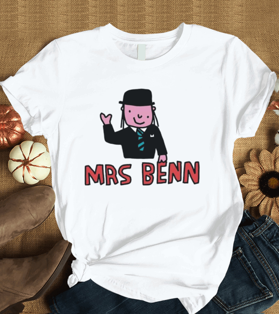 Mrs Benn Cartoon Character in Suit and Tie with Black Bowler Hat T-Shirt