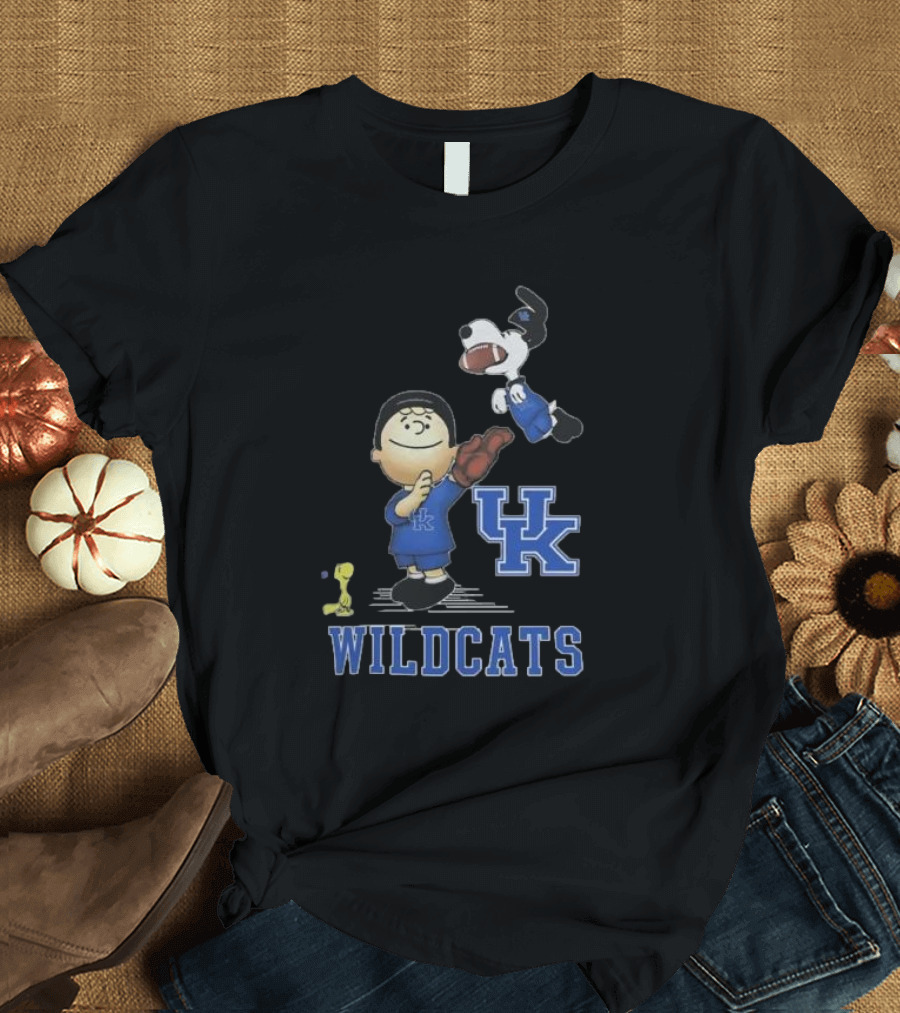 Snoopy Charlie Brown Woodstock UK Wildcats Peanuts T-Shirt