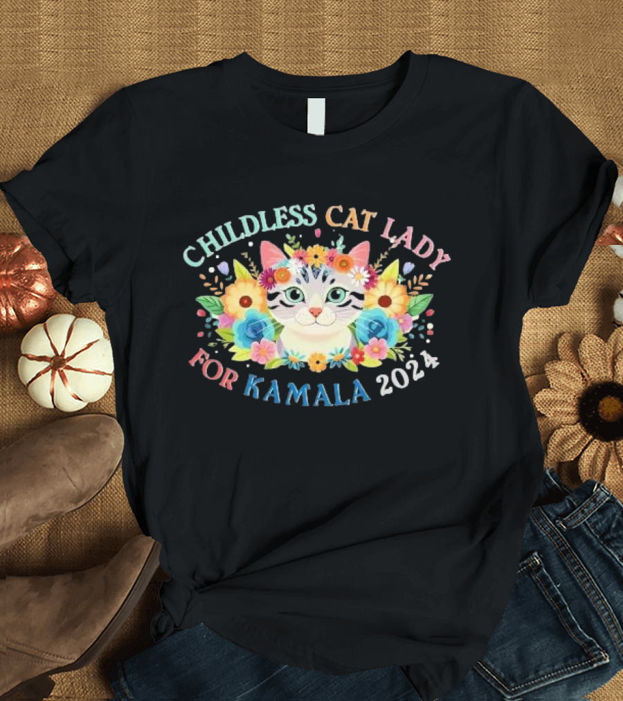Childless Cat Lady For Kamala 2024 Election Cute Cat and Flowers Vote Blue T-Shirt