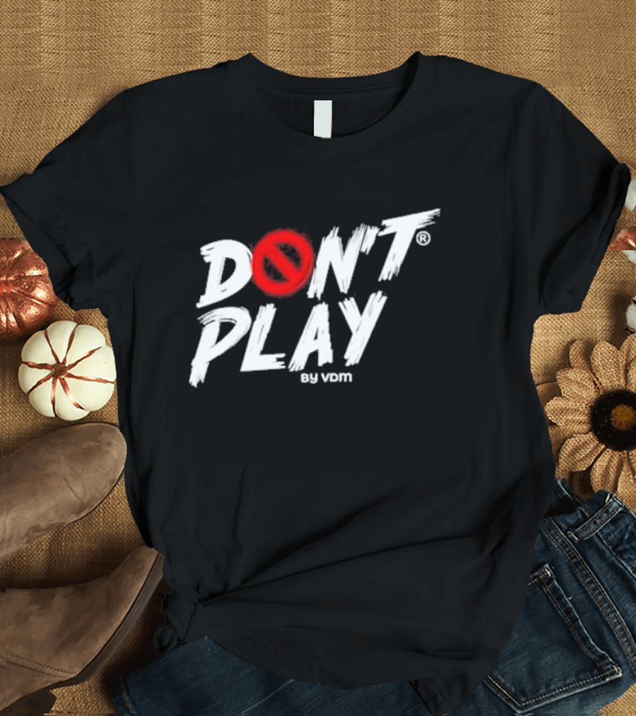 Martins Vincent Otse Don't Play VDM Red Circle T-Shirt