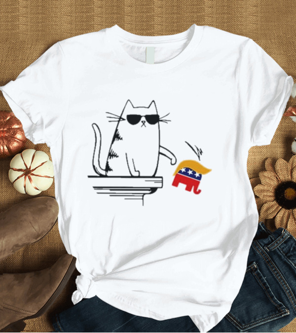 T-Shirt: Cool Cat Knocks Over Trump Hair 2024 Elephant T-Shirt Cool Cat Knocks Over Trump Hair 2024 Elephant T-Shirt