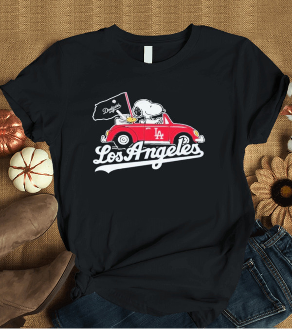T-Shirt: Los Angeles Dodgers Snoopy LA Car Dodgers Flag T-Shirt Los Angeles Dodgers Snoopy LA Car Dodgers Flag T-Shirt