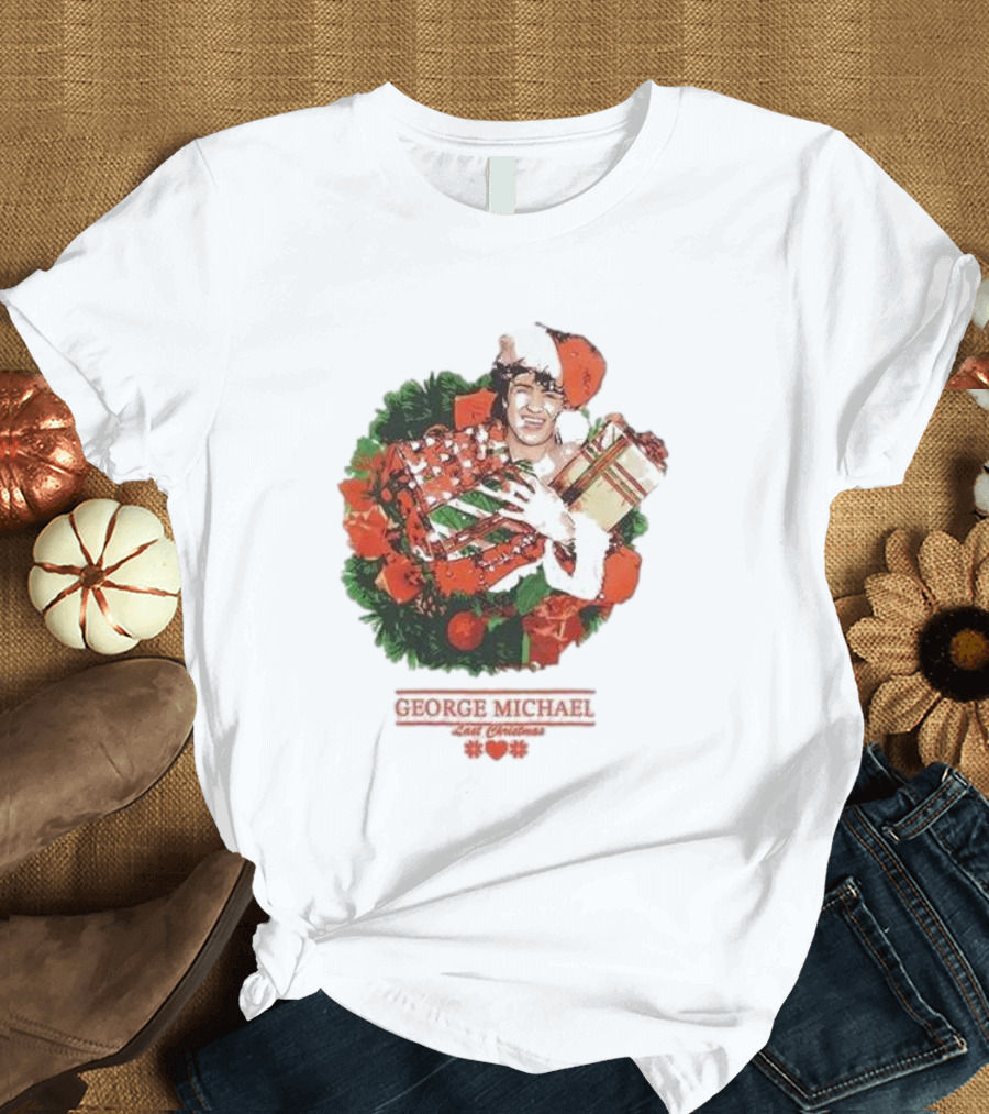 GEORGE MICHAEL LAST CHRISTMAS SANTA HAT WREATH T-Shirt