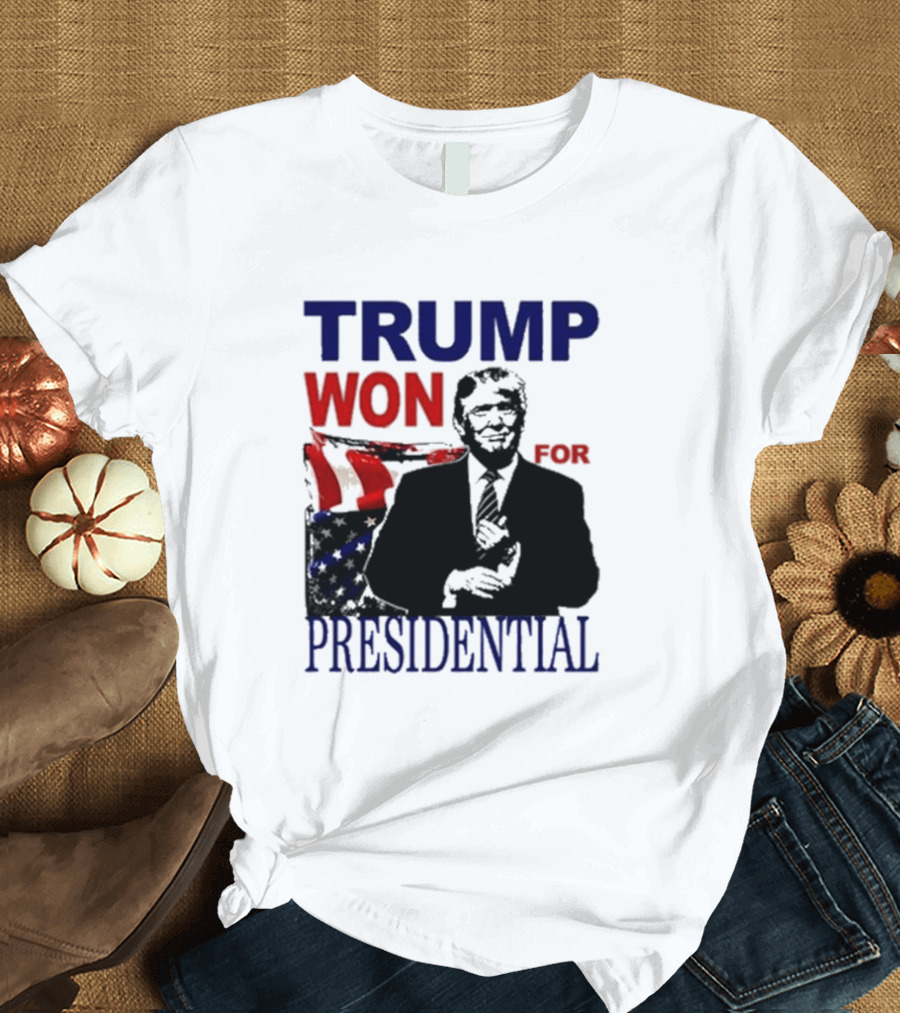 TRUMP WON FOR PRESIDENTIAL 2024 Patriotic Flag Background T-Shirt