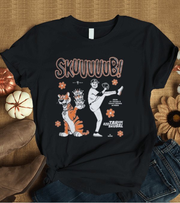 T-Shirt: SKUUUUUB Tarik Skubal 2024 Cy Young and Triple Crown Winner with Tiger and Baseball T-Shirt SKUUUUUB Tarik Skubal 2024 Cy Young and Triple Crown Winner with Tiger and Baseball T-Shirt