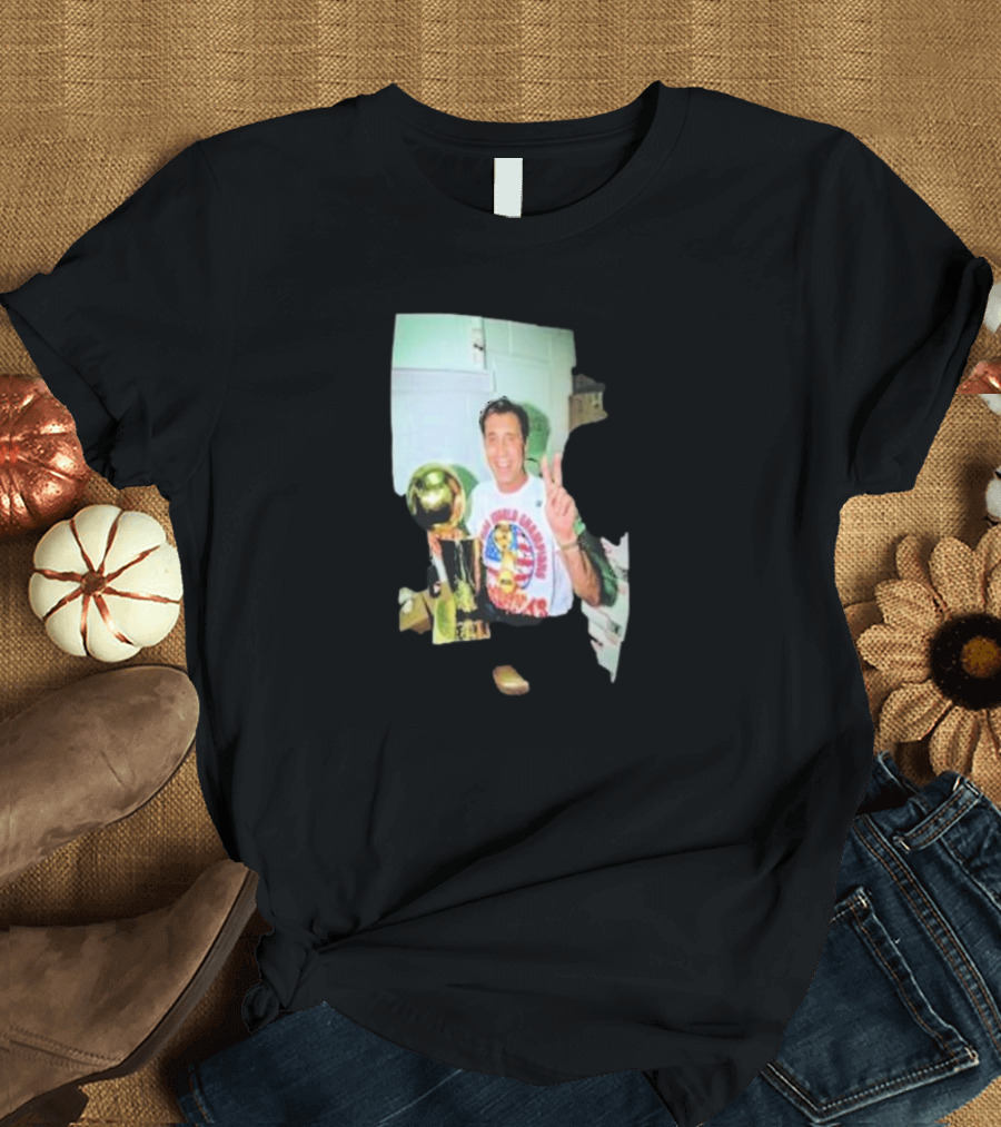 Houston Rockets Championship Rudy Tomjanovich Holding Trophy Summit Collection T-Shirt