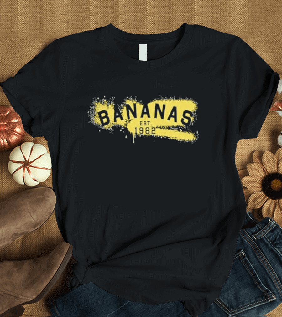 Bananas Est 1982 Vintage Graffiti Style Yellow Brushstroke T-Shirt