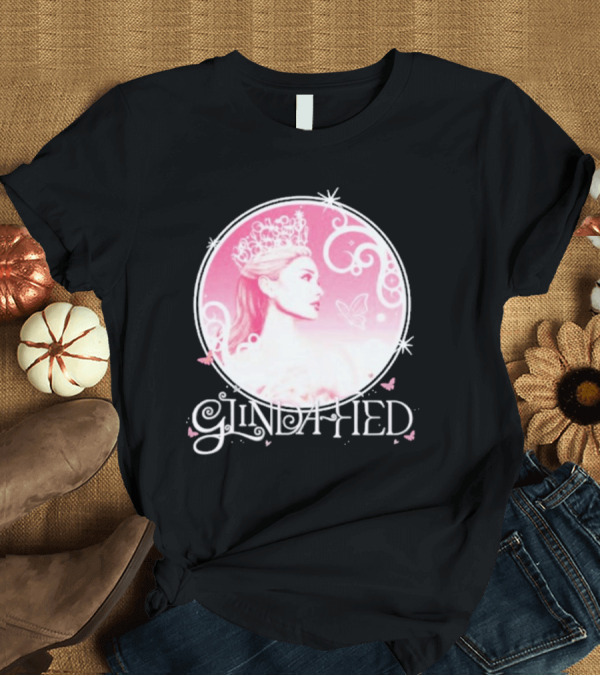 T-Shirt: Glinda Fied Crowned Fairy Circle Butterflies T-Shirt Glinda Fied Crowned Fairy Circle Butterflies T-Shirt