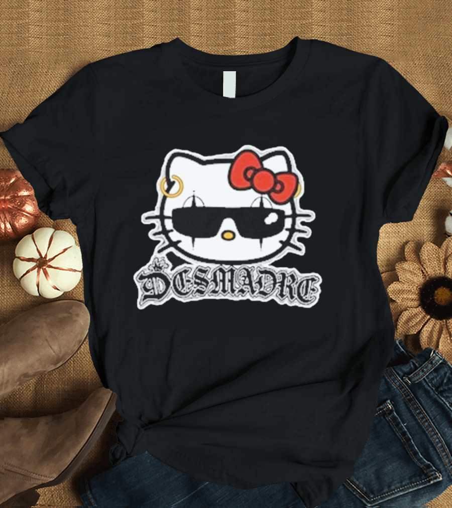 Desmadre Hello Kitty with Sunglasses and Gold Earring T-Shirt