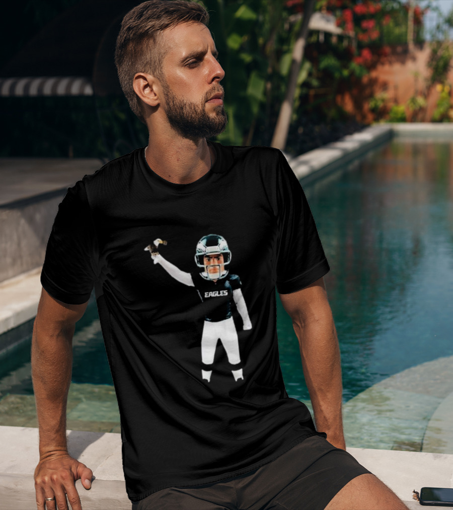 Eagles Bobblehead Football Player Holding Miniature Golf Club T-Shirt