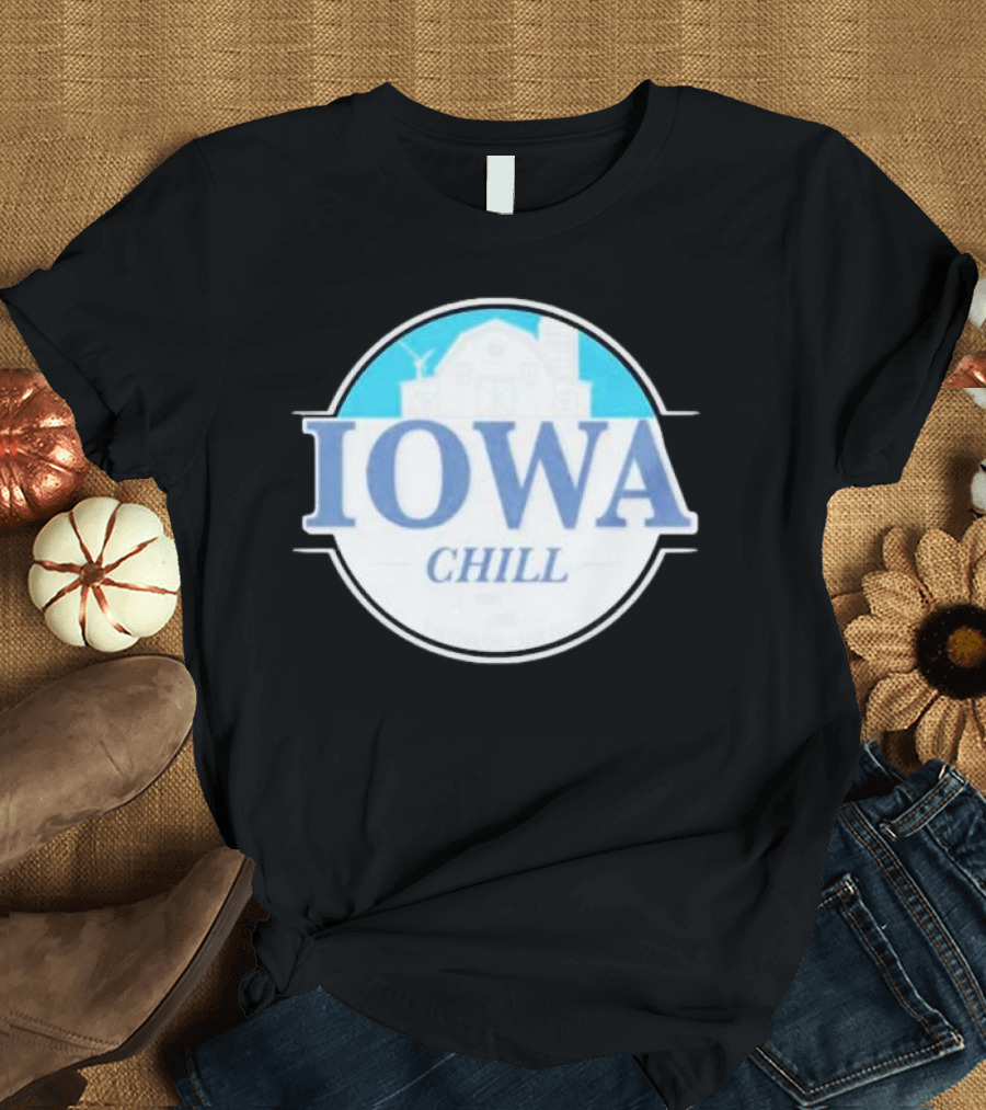 Iowa Chill Barn Windmill Circle T-Shirt