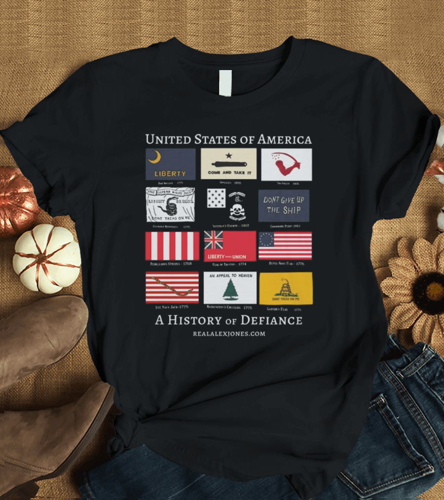 United States Of America Liberty Come and Take It Historical Flags A History Of Defiance T-Shirt