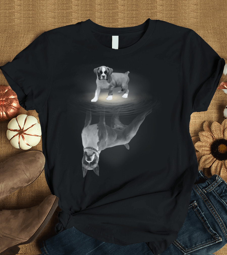 Boxer Mom Wiggle Butt Club Boxer Dog Reflection T-Shirt