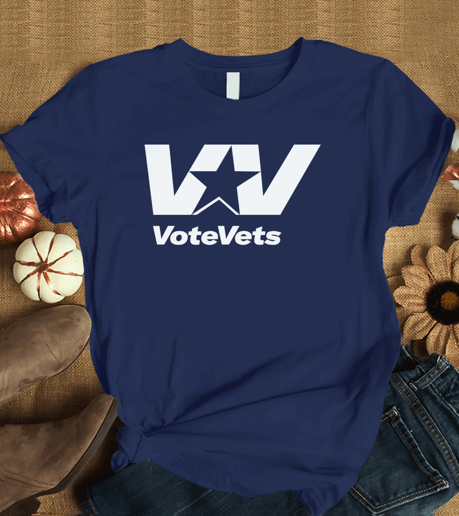VoteVets Star Logo Promoting Veterans Engagement T-Shirt